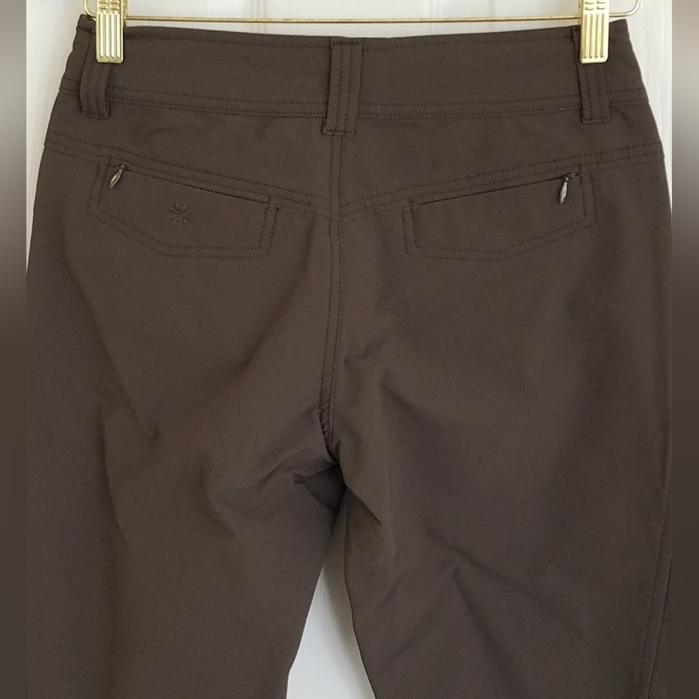 Athleta Dipper Dark Olive Flare Cargo Pants Pocket Details Size 2 - Picture 6 of 17